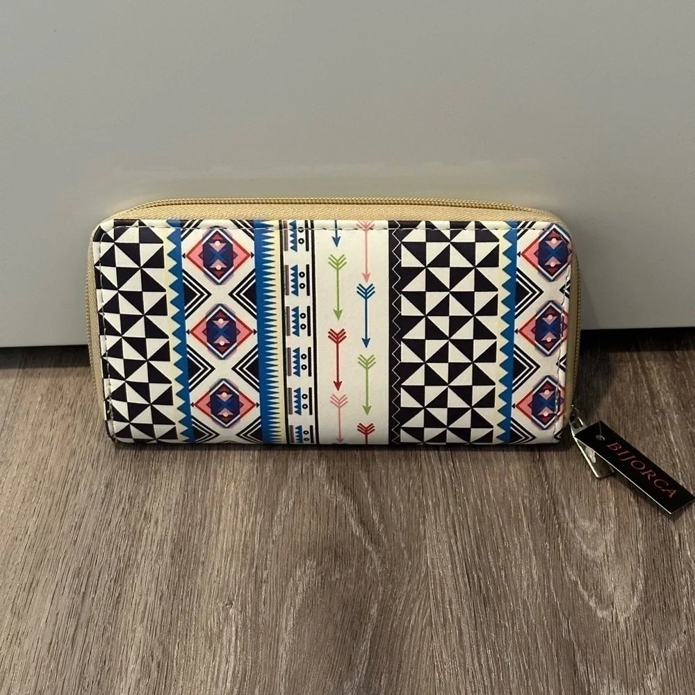 NWT Women’s Bijorca Wallet
